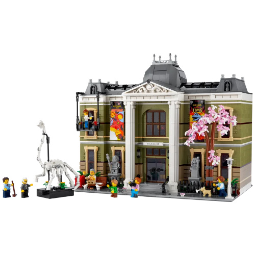 10326 LEGO Natural History Museum