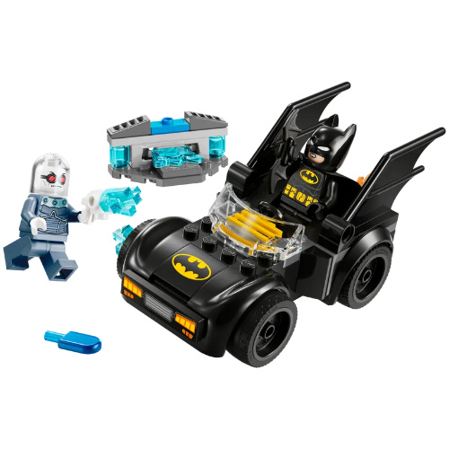 LEGO 76301 Batman & Batmobile vs Mr Freeze